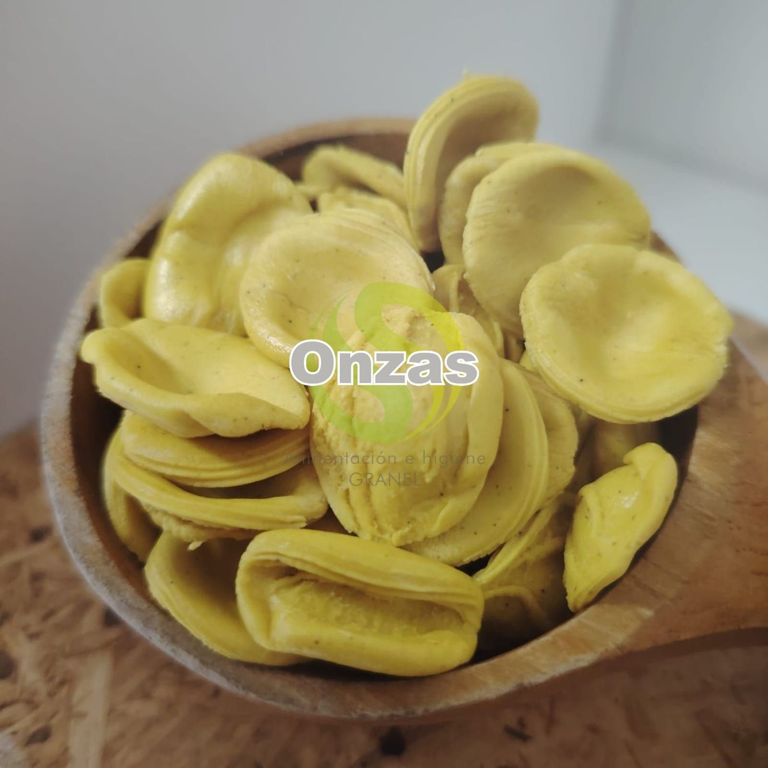 Conchas de cúrcuma y pimienta