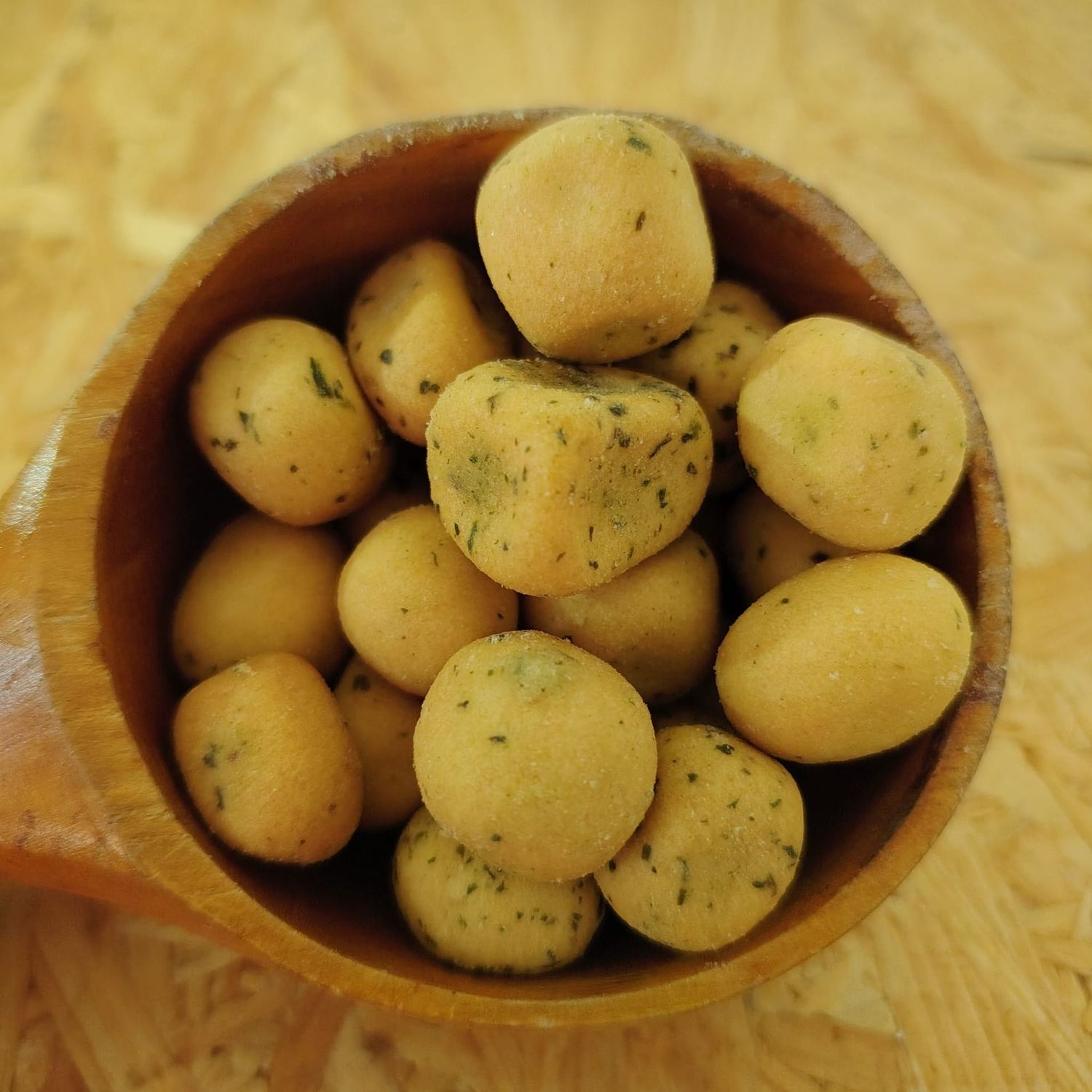 Cacahuete finas y hierbas y cebolla Cacahuete finas y hierbas y cebolla