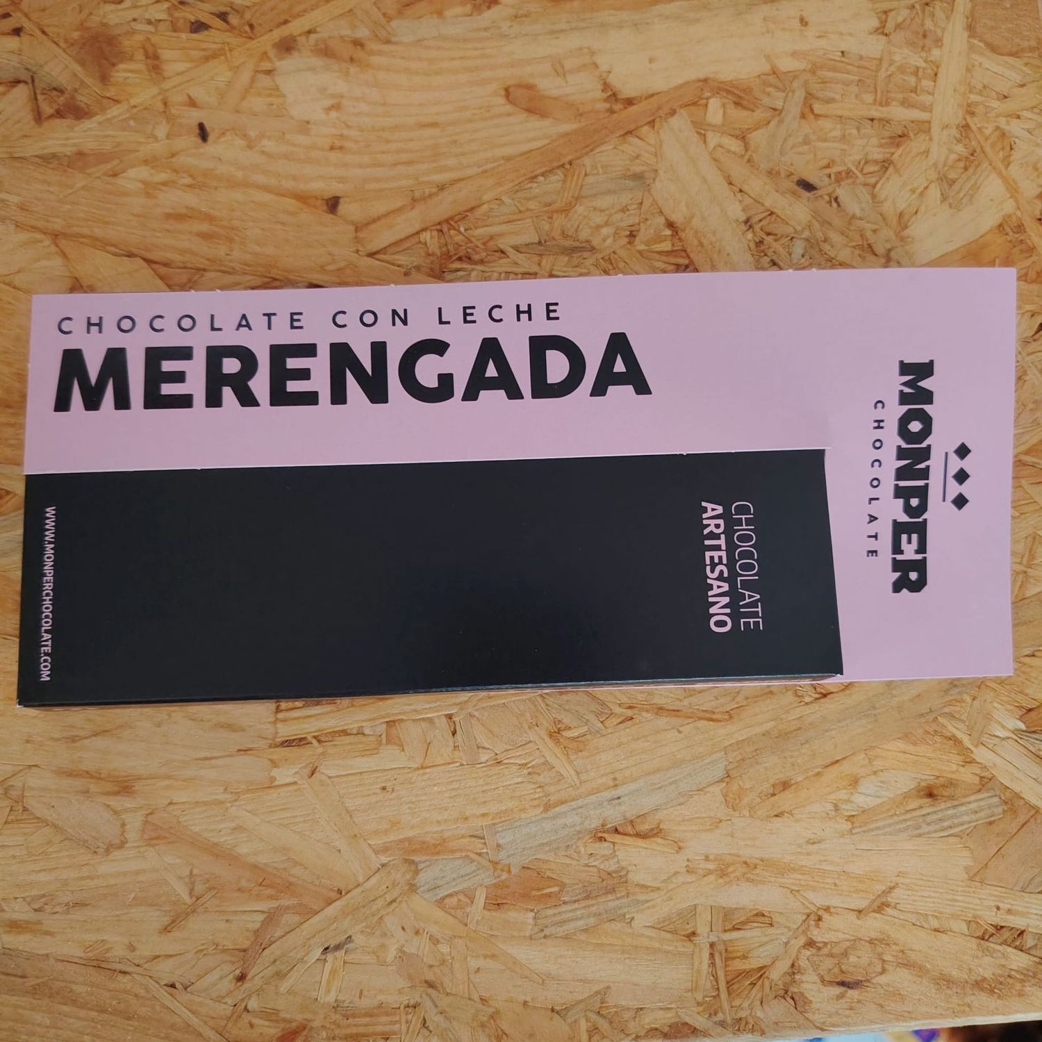 Chocolate blanco con leche merengada