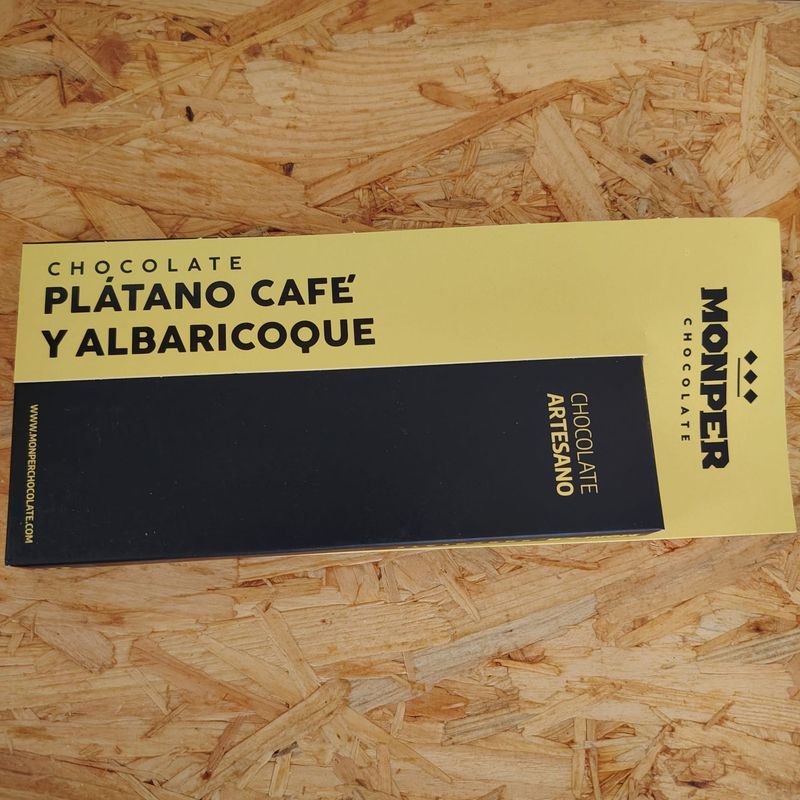 Chocolate blanco con plátano, café y albaricoque