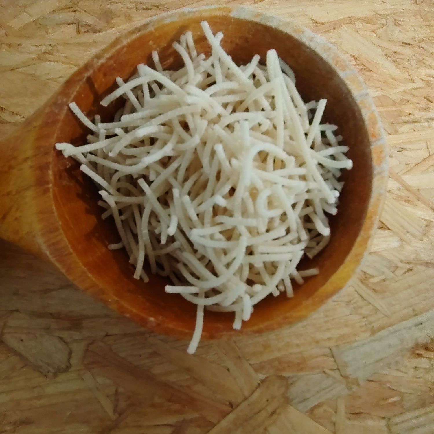Fideos de trigo blanco
