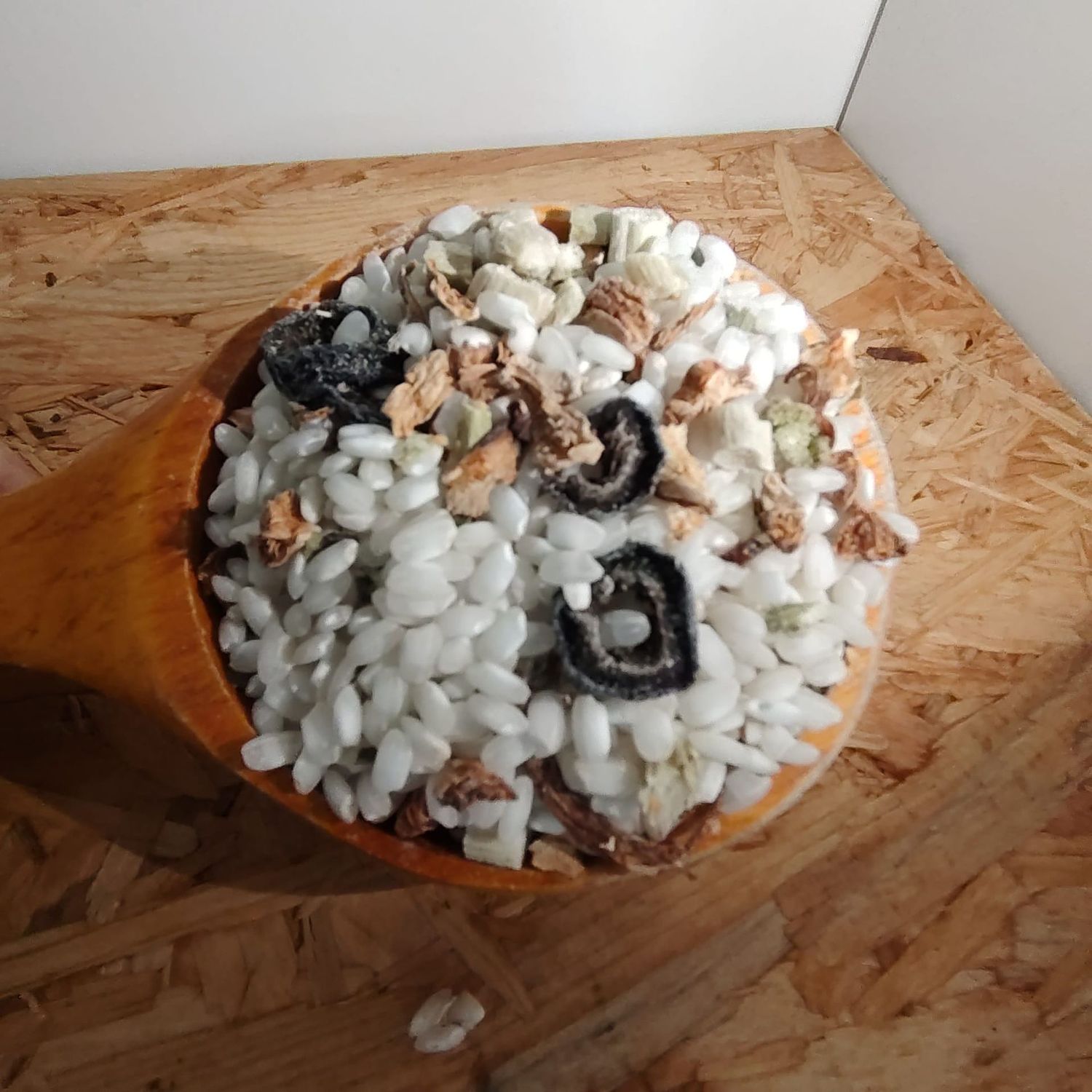 Risotto de espárragos, rebozuelos y aceitunas Risotto de espárragos, rebozuelos y aceitunas