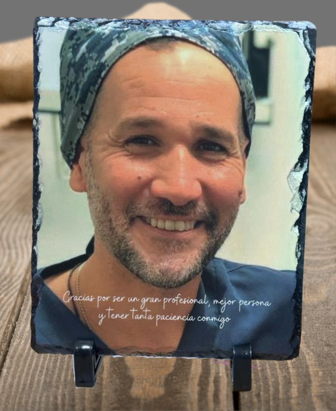 Piedra pizarra con foto retrato y frase personalizados