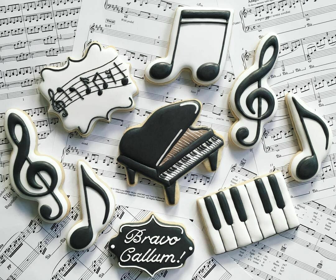 Custom order June 4th -Melanie Draper piano recital cookies