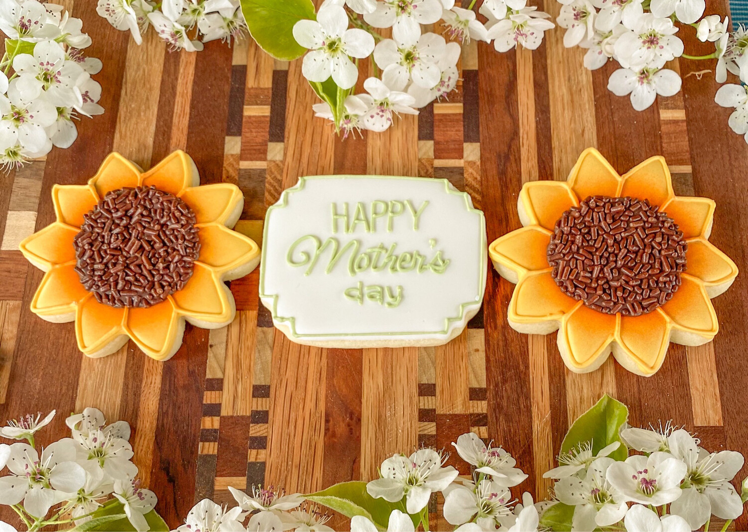 Mother’s Day Sunflower Gift Box