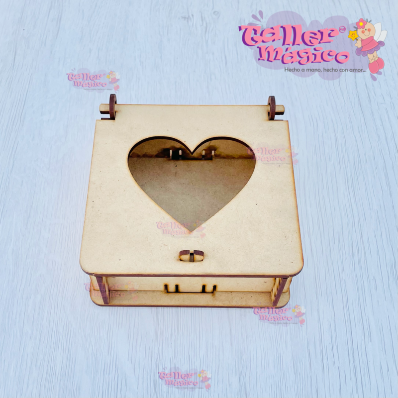 CAJA CORAZÓN PET