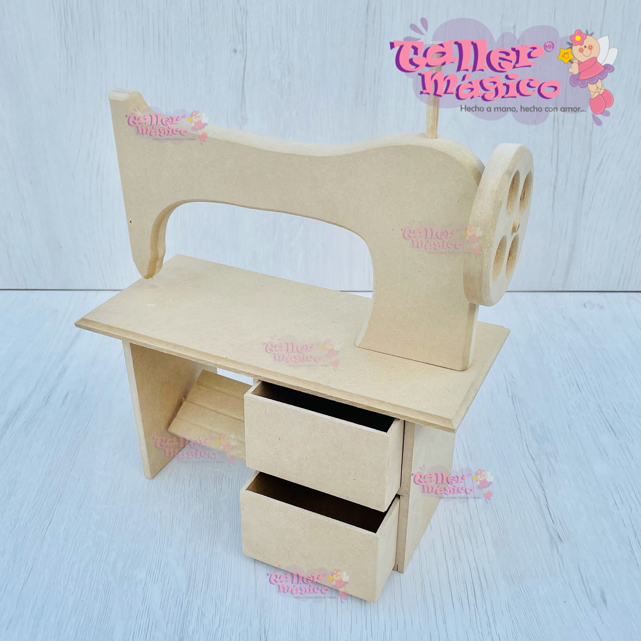 MAQUINA DE COSER CON PEDAL