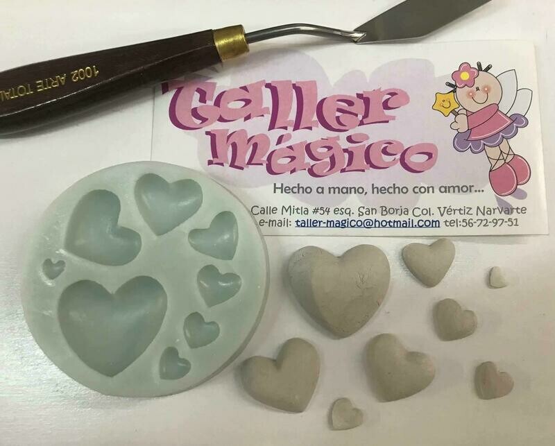 CORAZONES EN CIRCULO MLD002