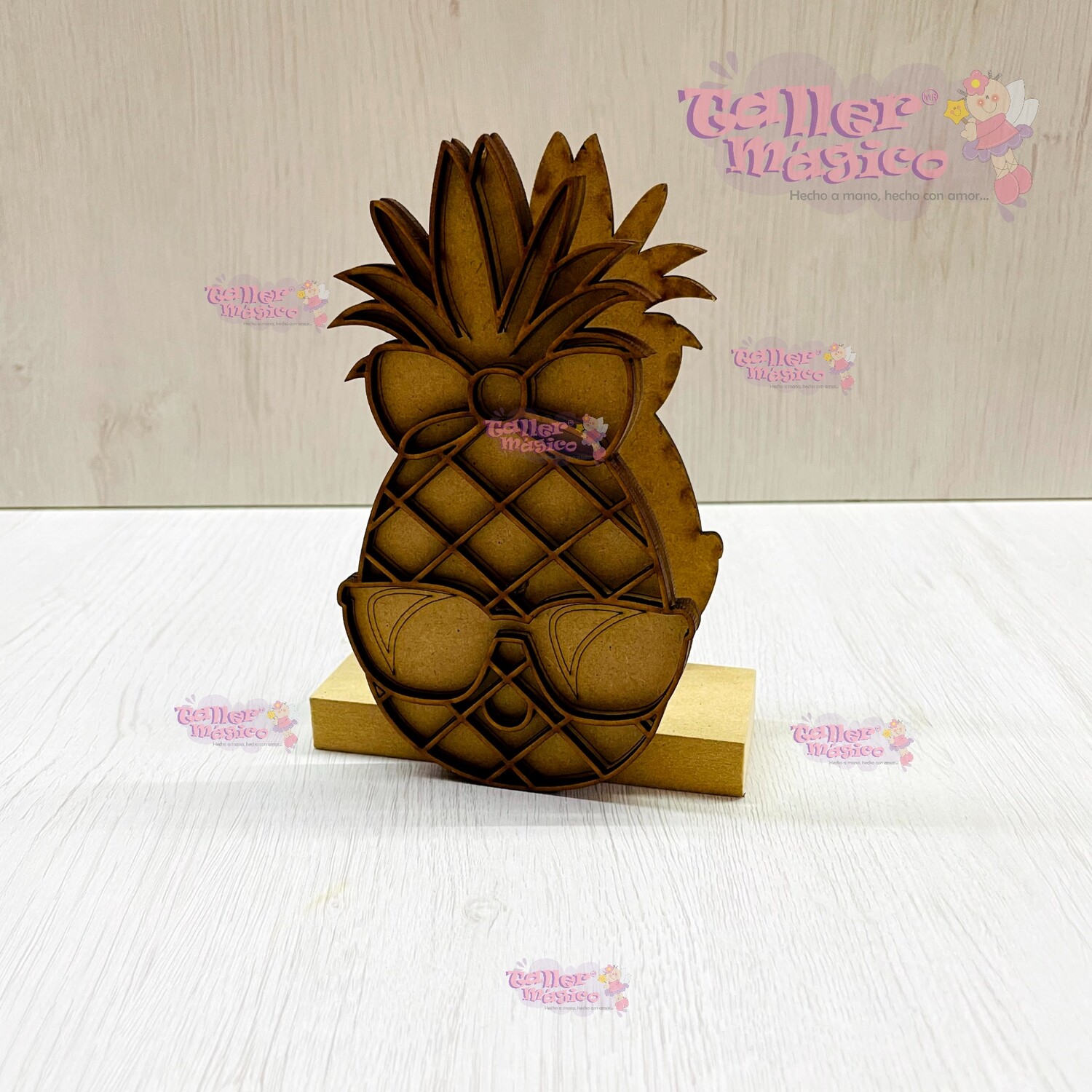 SERVILLETERO PIÑA KAWAI CON MOÑO