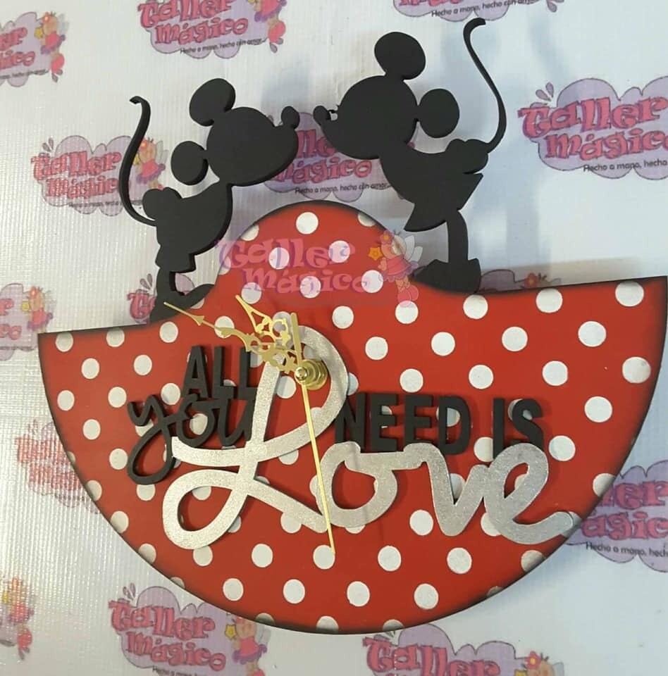 RELOJ MICKEY IN LOVE