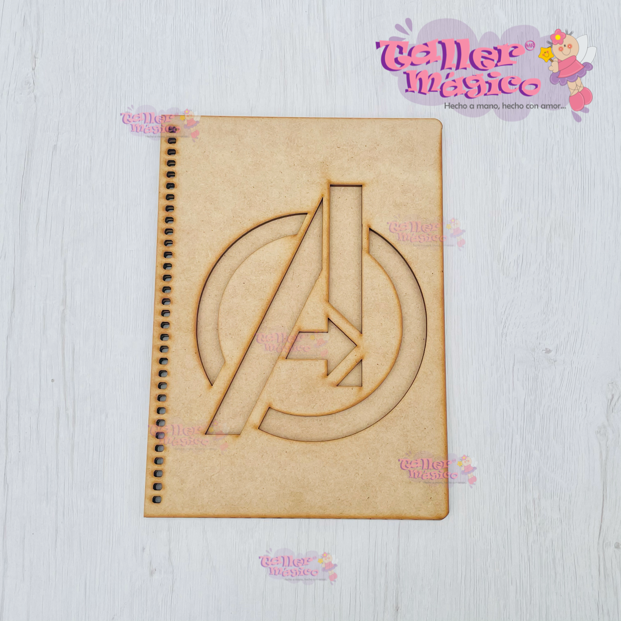 LIBRETA  AVENGERS