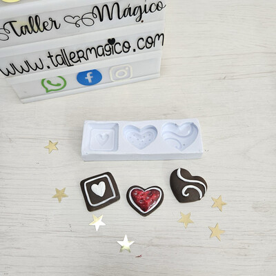 MOLDE CHOCOLATES CORAZONES