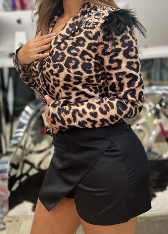 Instinct &amp; Pearl&#39;s Crop Blazer