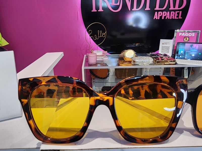 Leopard yellow lense glasses