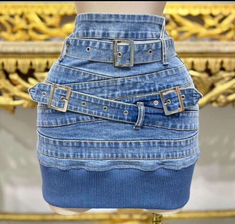 Belted denim skirt