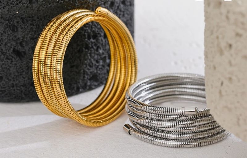 Steel curly snake bracelet