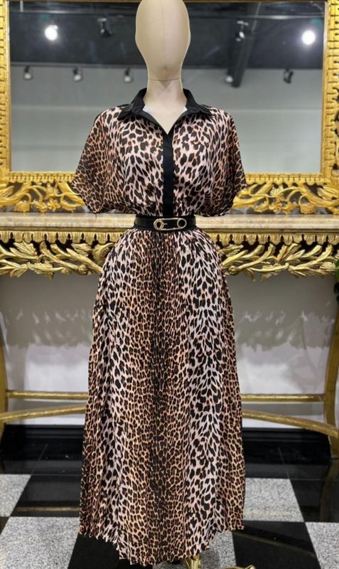 Imperdible belted dress