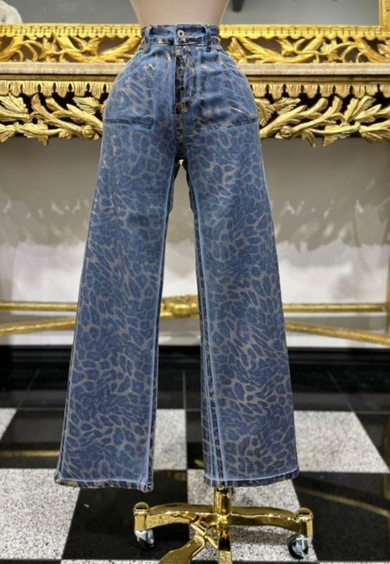 Foiled leopard jean