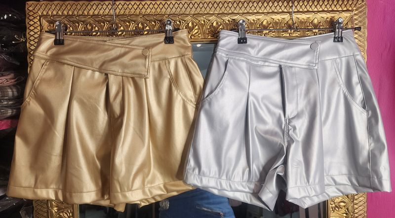 Metallic leather short Metallic leather short