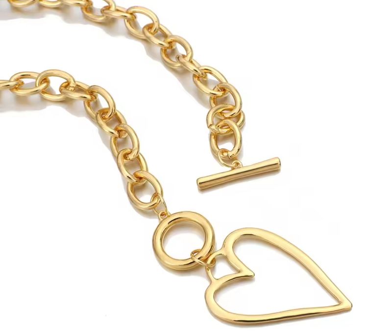 Big irregular heart chocker