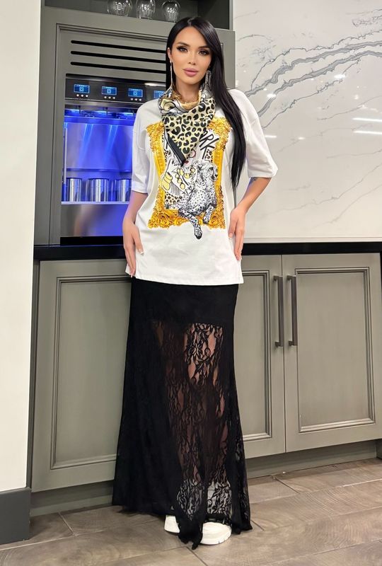 FASHION ICON TEE w. PAÑOLETA