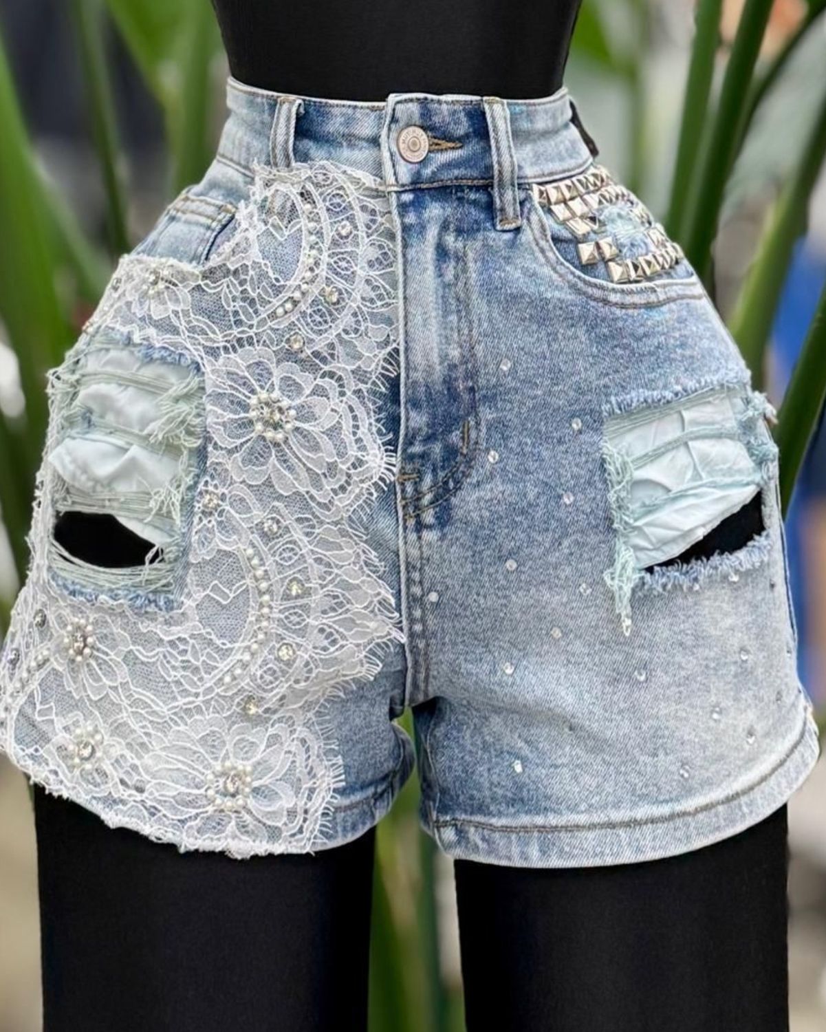 Laced shorties