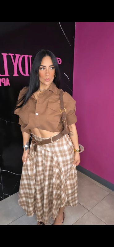 Squared skirt with belt Squared skirt with belt