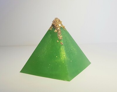 Pyramid/sphere ball/paper weight