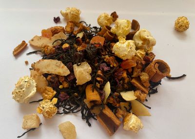 Knuspertraum trifft schwarzen Tee Knuspertraum trifft schwarzen Tee