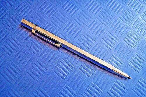 Anreißnadel 160 mm mit Hartmetallspitze &amp; Clip