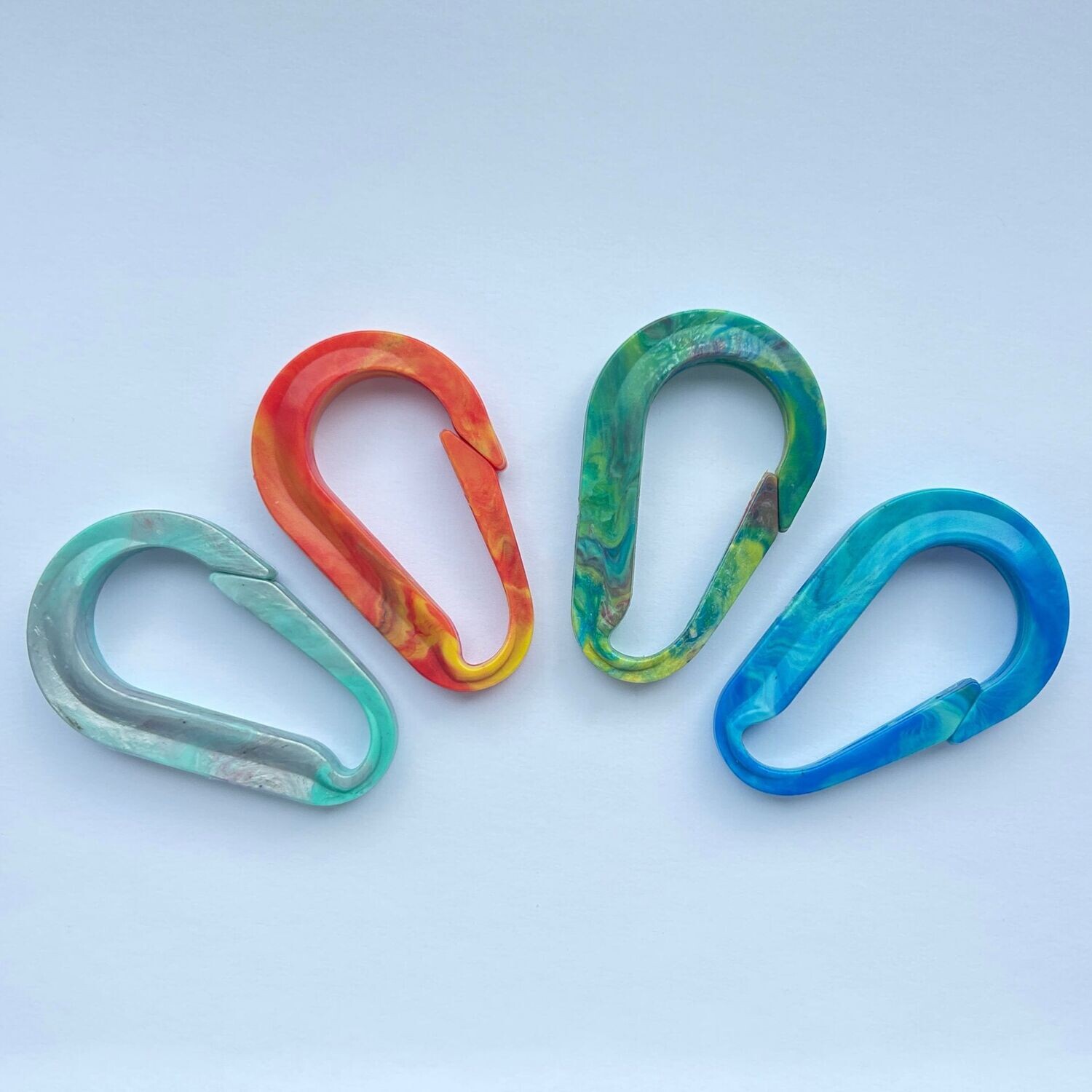 Karabinerhaken Set Karabinerhaken Set "Elements" 4 Stück, aus 100% recyceltem Cleanup-Plastik