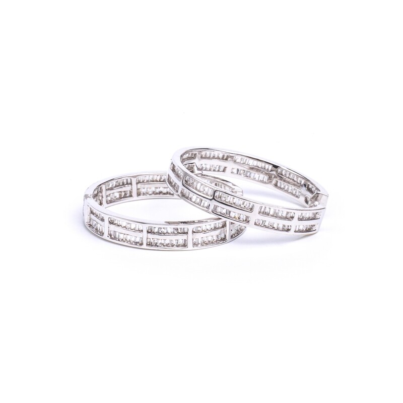 ARETES ORO BLANCO 14K ARGOLLA MEDIANO DIAMANTES BAGUETTE