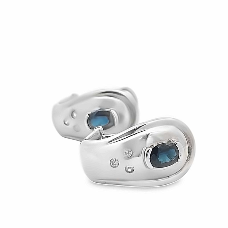 ARETES ORO BLANCO  MATE ZAFIRO Y DIAMANTES 14K