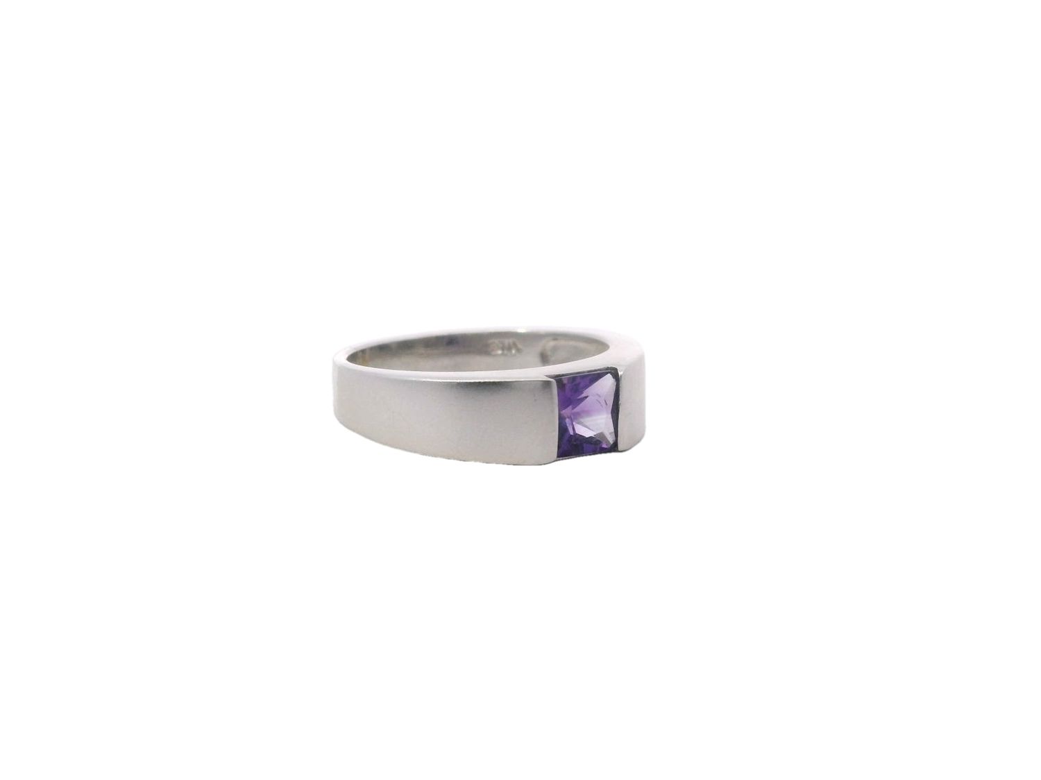 ANILLO ORO BLANCO  MATE AMATISTA 14K