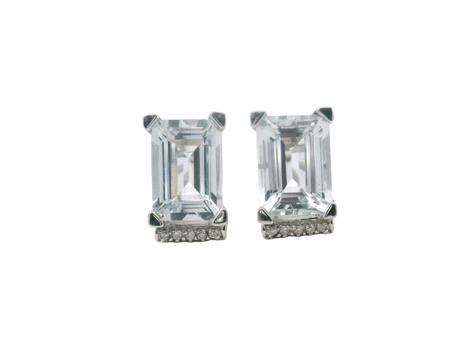 ARETES ORO BLANCO AGUAMARINA Y DIAMANTES 14K