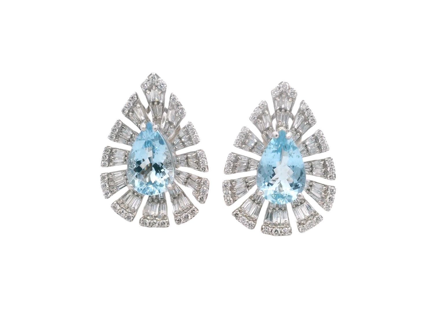 ARETES ORO BLANCO  AQUAMARINA Y DIAMABTES GOTA 18K     0.62CT 4.78AQ