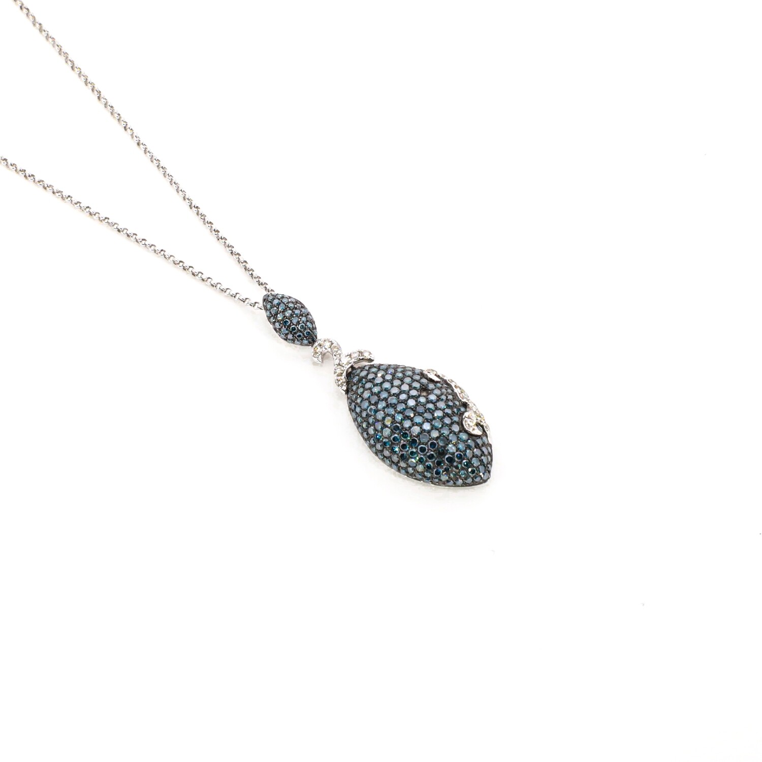 CADENA CON DIJE ORO BLANCO 14K DIAMANTES AZUL Y BLANCO