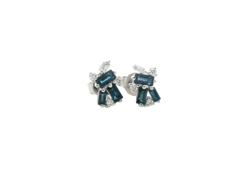 ARETES ORO BLANCO ZAFIRO Y DIAMANTES MINI MODERNOS 18K