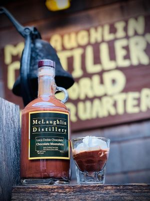 Loca Doble Chocolate Moonshine Loca Doble Chocolate Moonshine