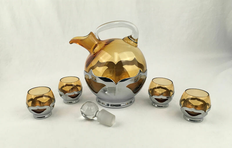 Art Deco Chrome & Amber Glass Decanter and 4 Short Cordials Cambridge Farber Bros. Krome Kraft – 1924