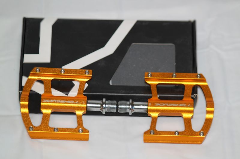 Bombshell Pump Pedals