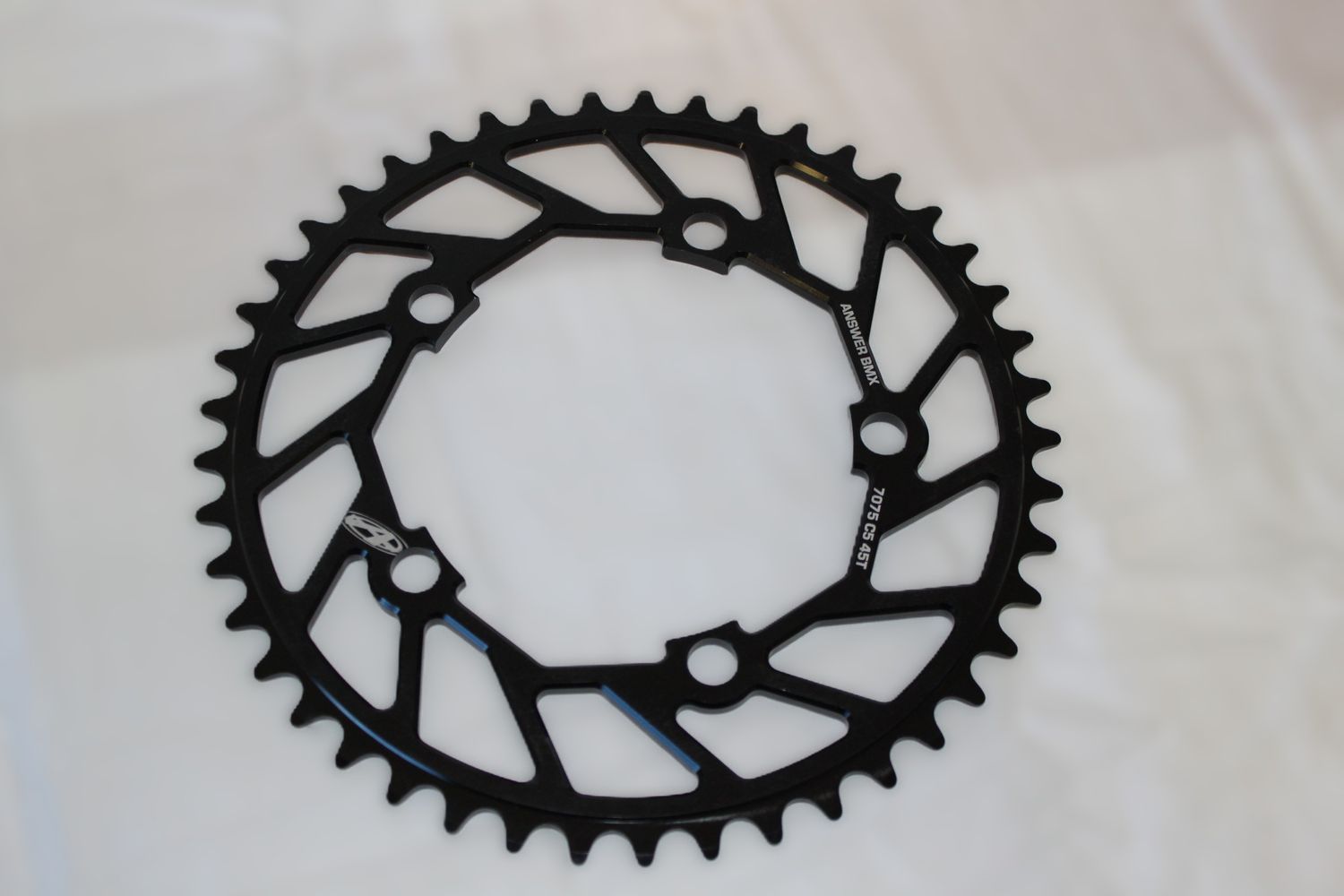 Answer 5 Bolt Typhoon Chainring Black