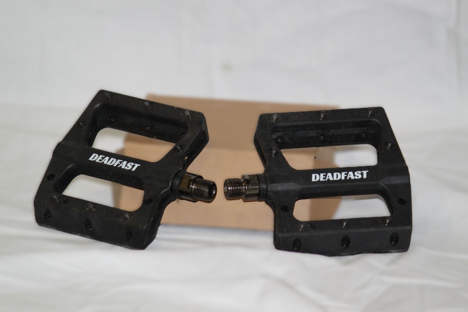 Dead Fast Flat Revel Pedals