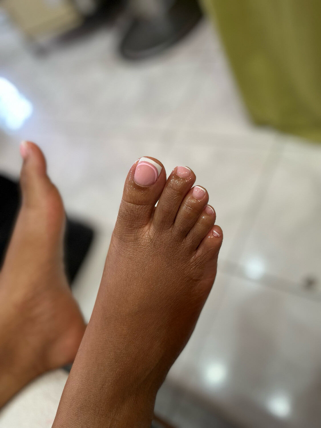 French Pedicure 