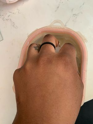 Acrylic/Builder Gel Soak Off