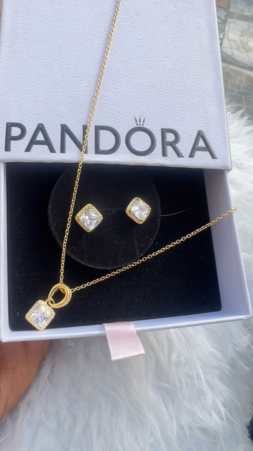 Pandora Gold Stone Heart Necklace Set