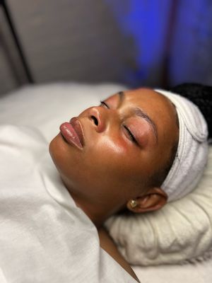 Deep Pore Cleansing Facial