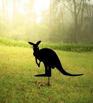 Kangaroo (Squatting) Garden Silhouette Sculpture - Corten Steel Metal Garden Art