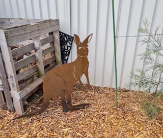Premium Kangaroo Garden Silhouette Sculpture - Corten Steel Metal Garden Art