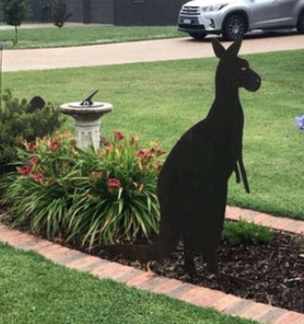 Kangaroo Buck Garden Silhouette Sculpture - Corten Steel Metal Garden Art
